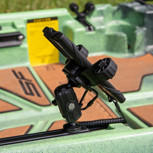 Kayak Rigging for Stealthy Inshore Fishing: A Minimalist Setup with Weight, Reach, and Quick-Mount Tips