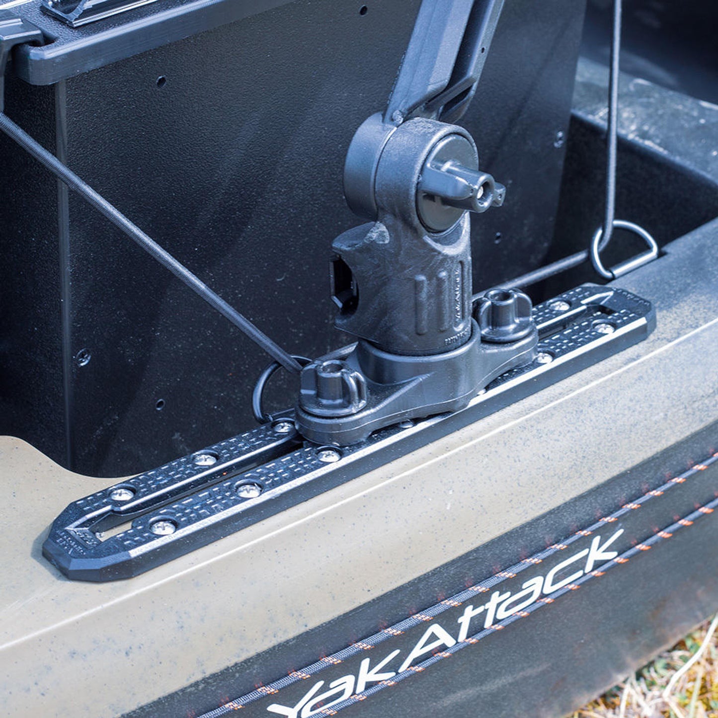 YakAttack HD LockNLoad Kayak Mount Base