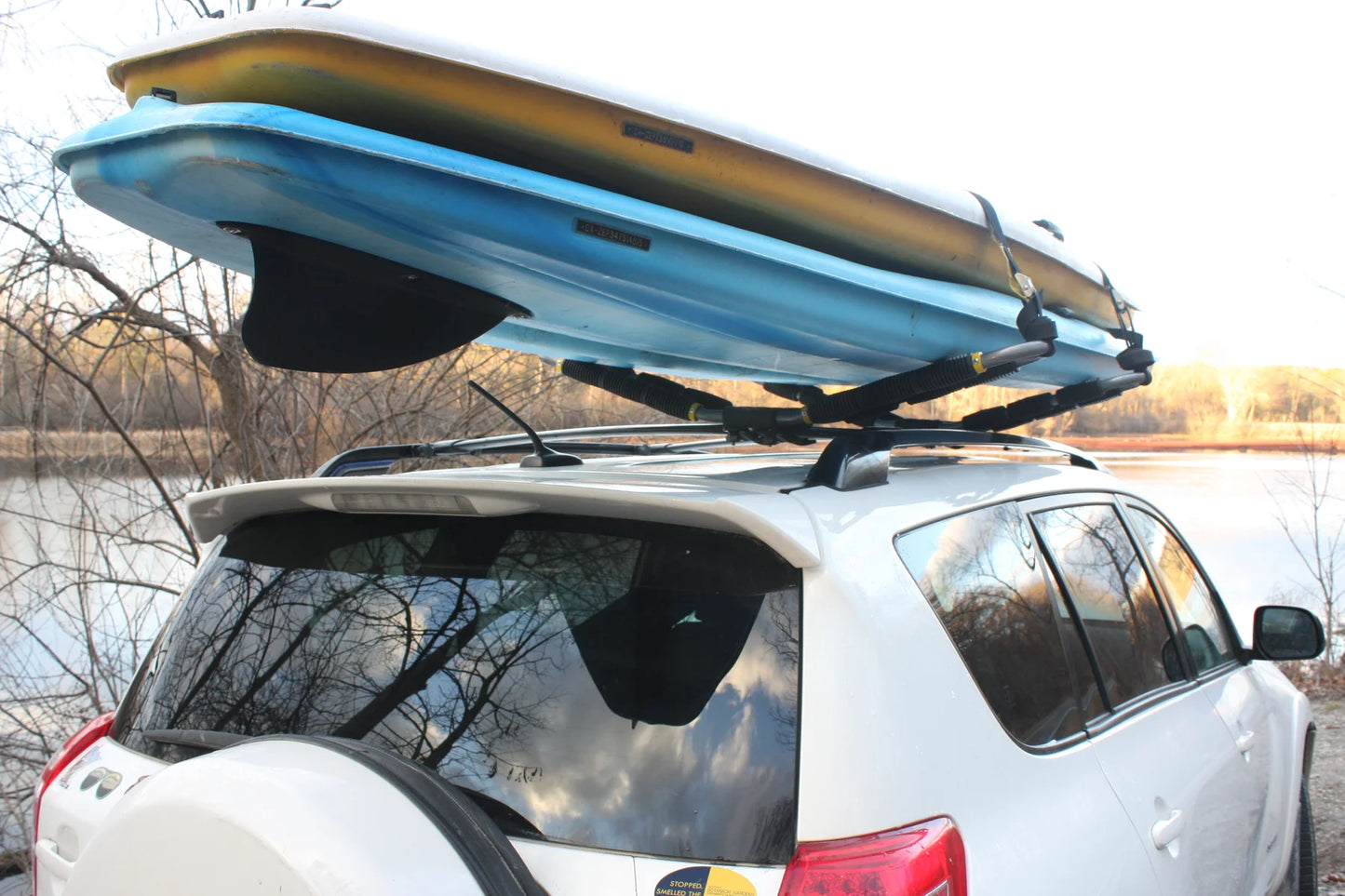 EZ ROLLER™ V-Rack Kayak Roof Carrier Rack - Suspenz