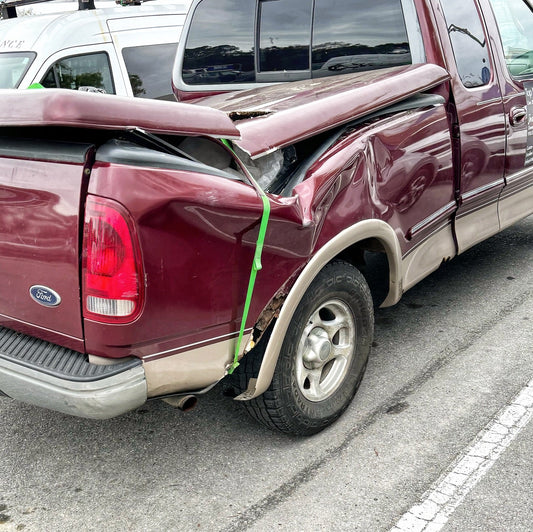 Why Cam Straps Are Preferred Over Ratchet Straps for Kayak Hauling