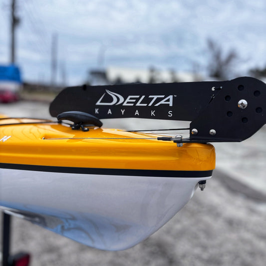 Navigating the Decision: Skeg vs. Rudder – Which Tracking Aid Suits Your Kayaking Needs?