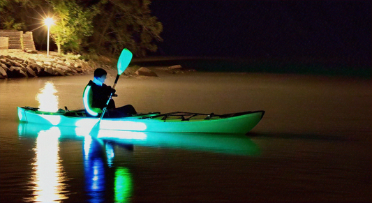 Glow Kayaking: Paddle Into a World of Nighttime Magic