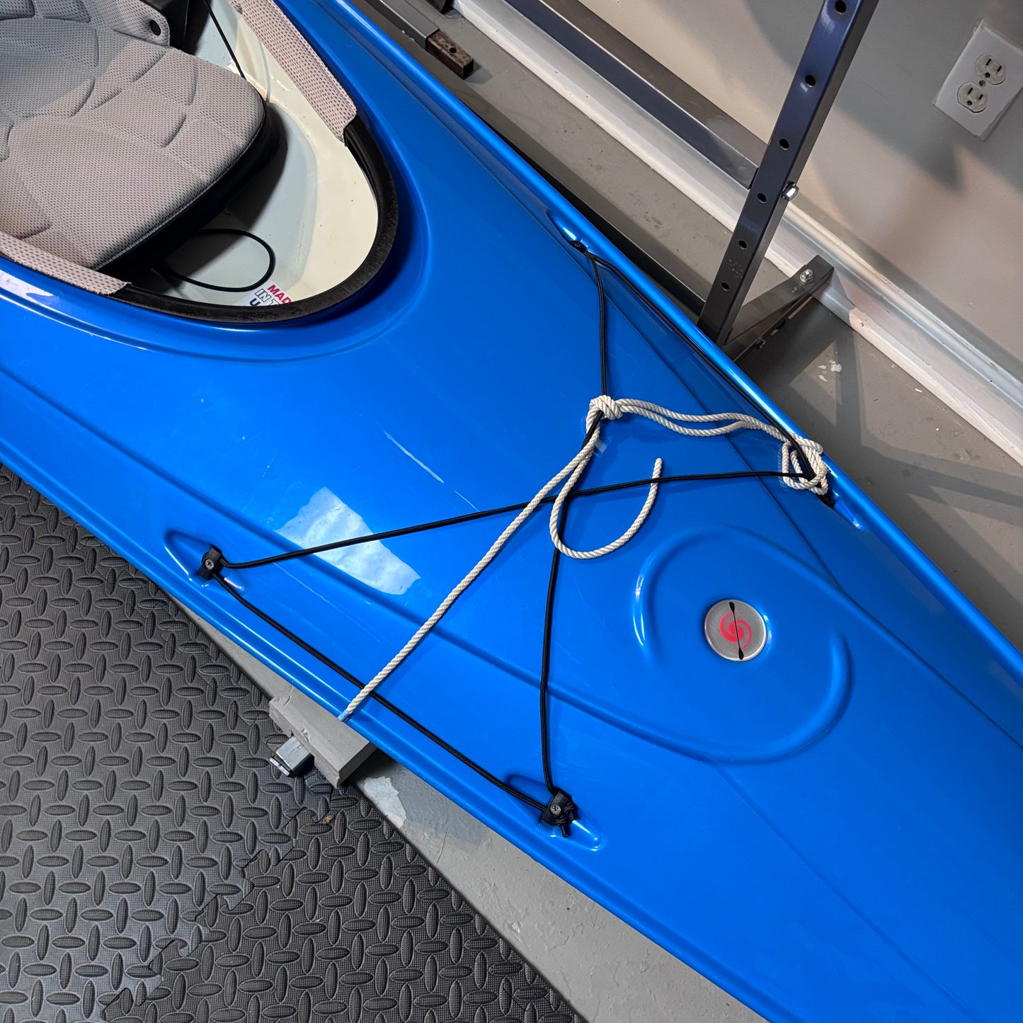 (USED) Hurricane Kayak - Santee 126