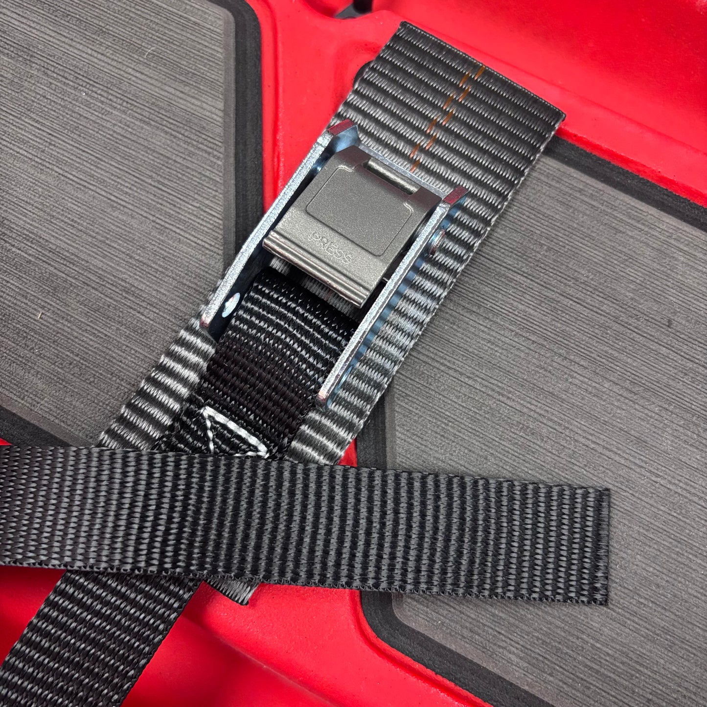 Yakworks - Load Securing Kayak Tie-Down Cam-Straps / Organizers