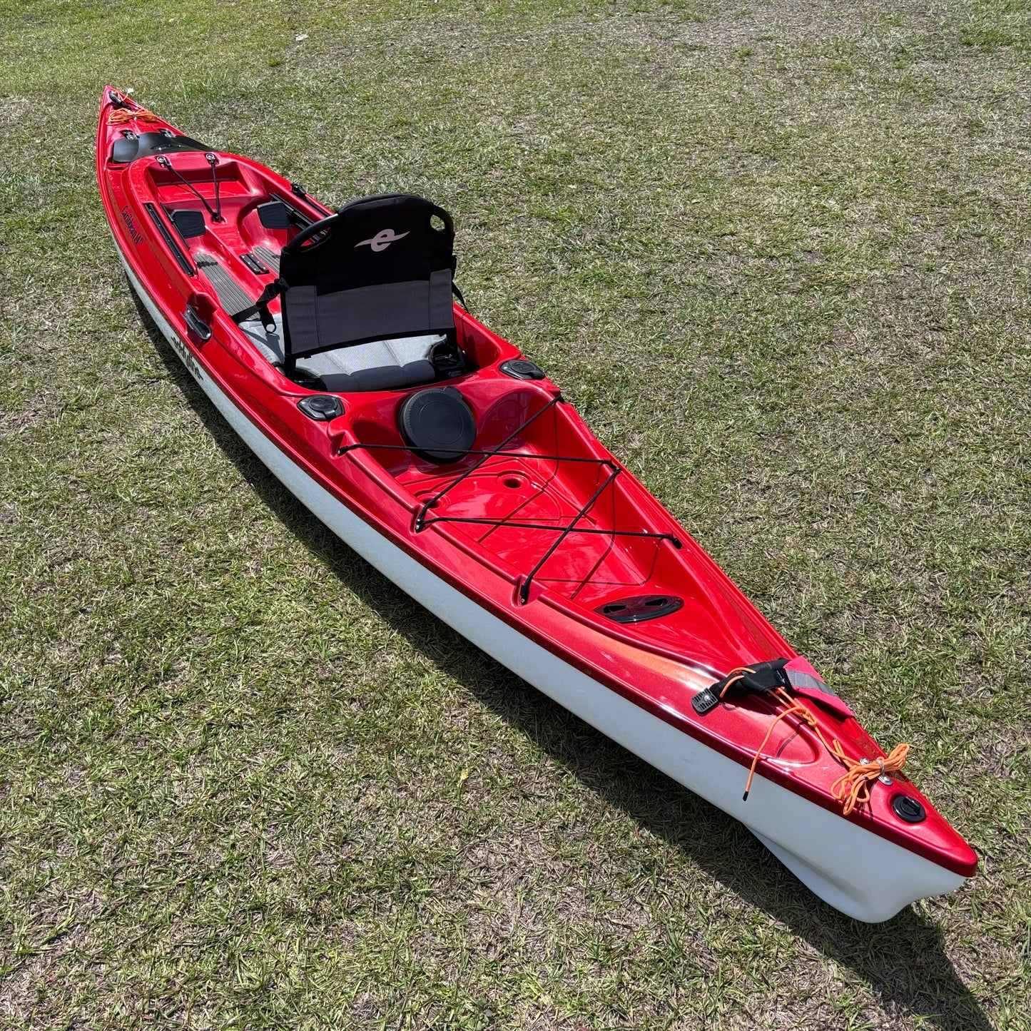 (USED) 14' Eddyline Caribbean 14FS Lightweight Recreational Kayak