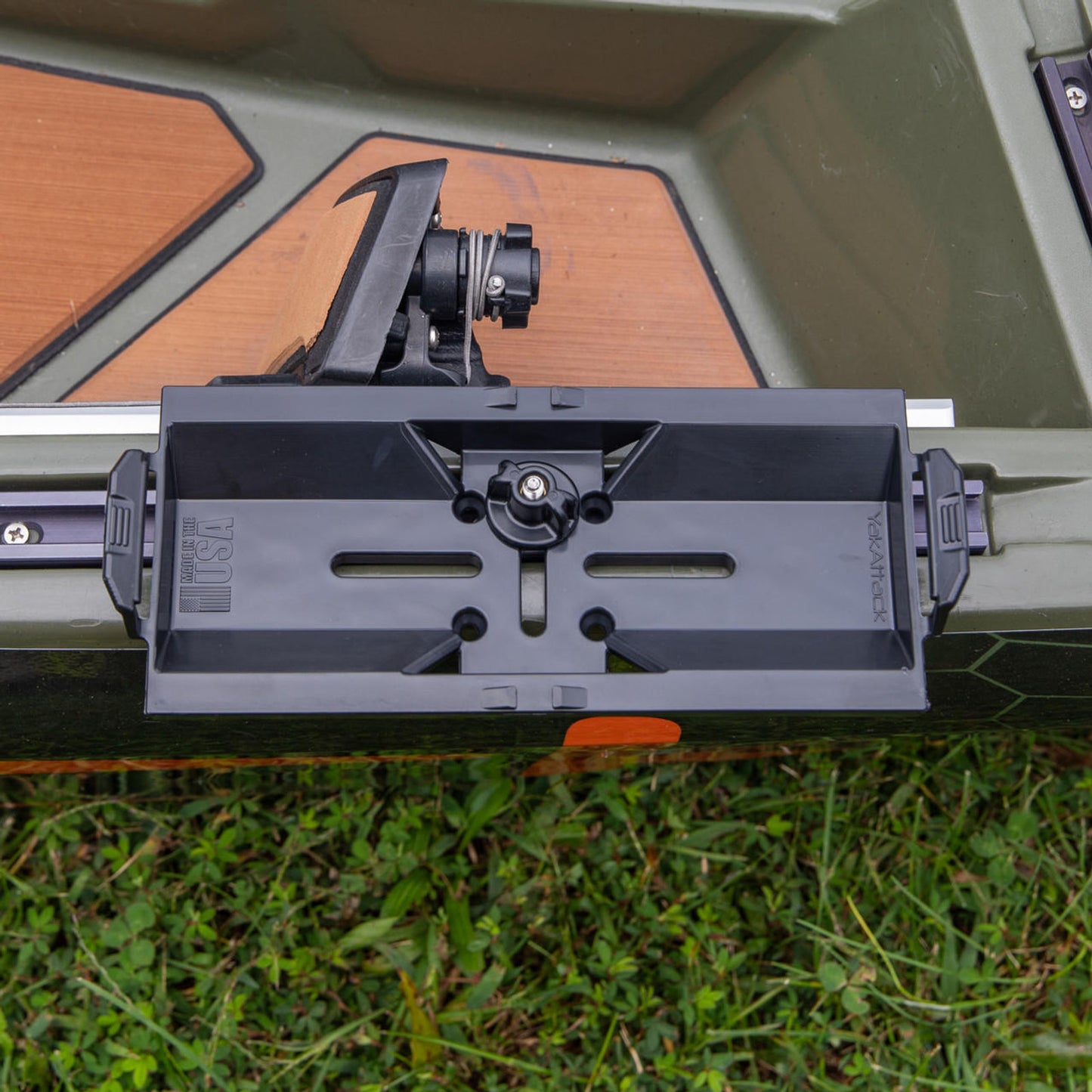 YakAttack Kayak TracPak Quick Release Base, Mount Only