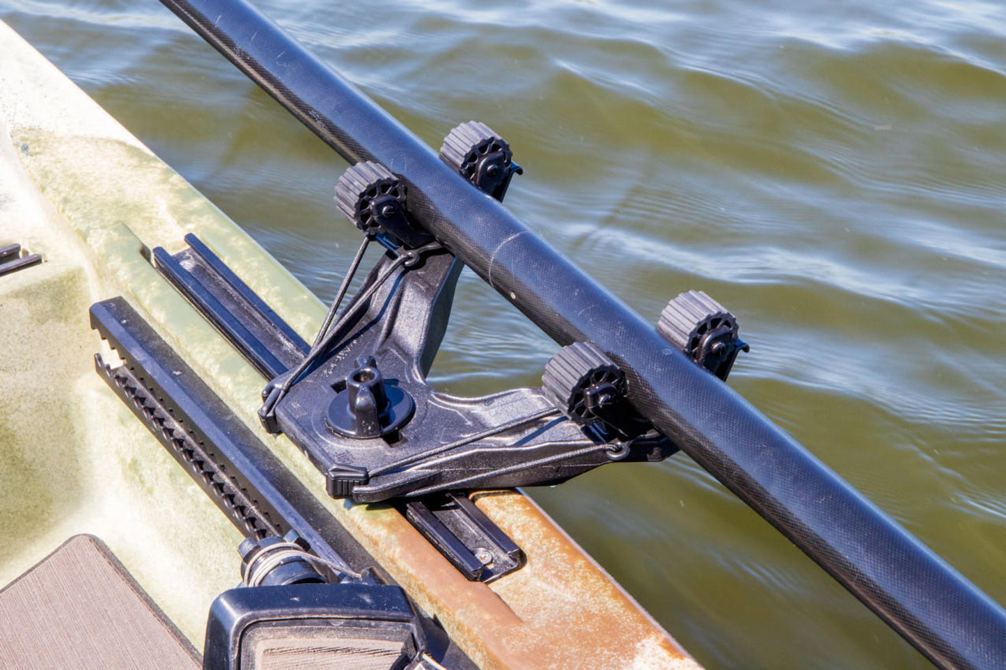 YakAttack DoubleHeader with Dual RotoGrip Kayak Paddle Holders